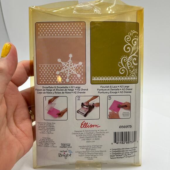 Sizzix 656973 Snowflake & Snowballs Flourish & Lace Set 2 Embossing Folders - Picture 2 of 2